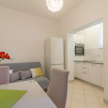 Apartments Tolic Biograd Na Moru Buitenkant foto