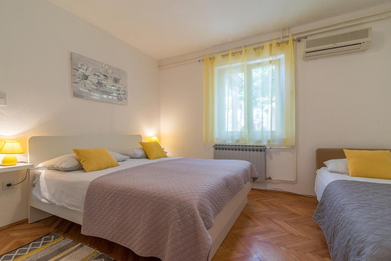 Apartments Tolic Biograd Na Moru Buitenkant foto
