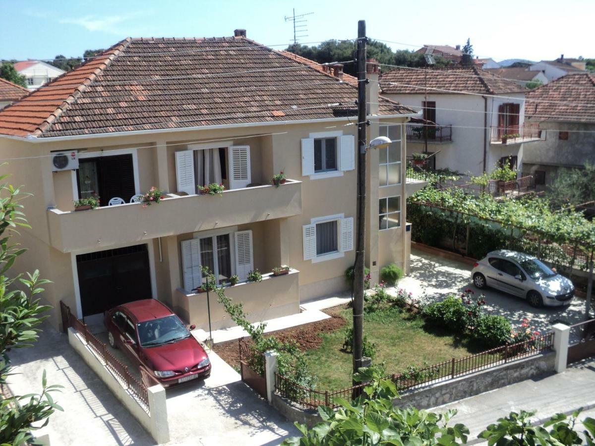 Apartments Tolic Biograd Na Moru Buitenkant foto
